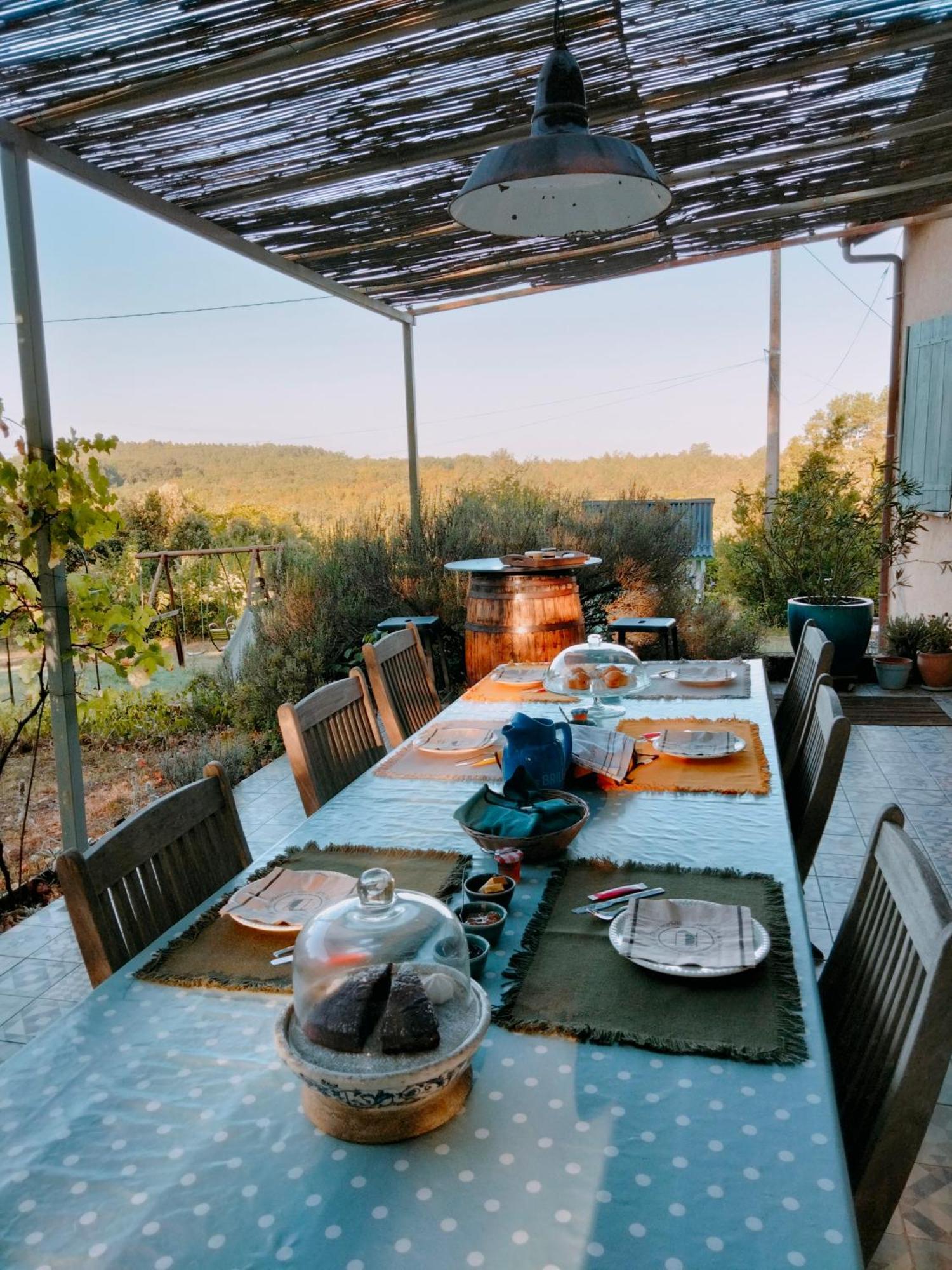 Chambre Familiale Anna "Mon Lit Au Pre" , Jusqu'A 4 Adultes Et 2 Enfants Avec Piscine Familles, Couples Ou Femmes Seulement Pontours Exterior photo